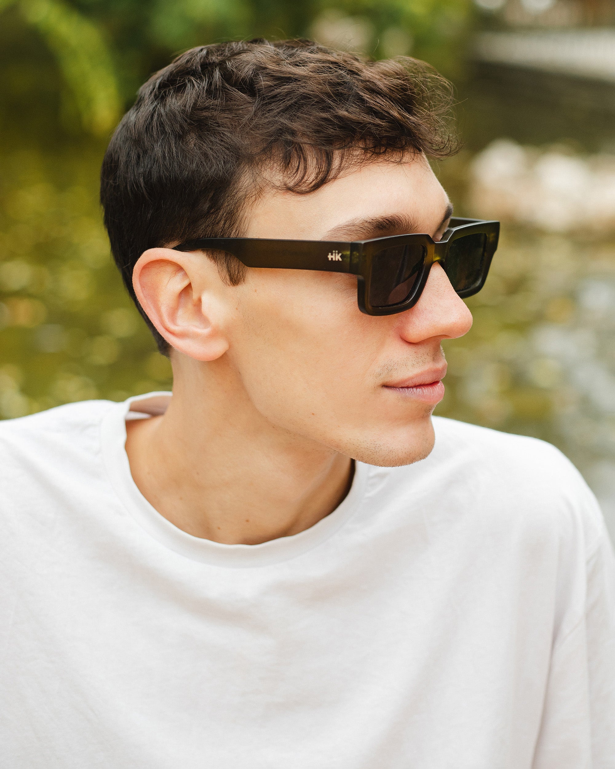 Hanukeii Islander Green / Black Sunglasses